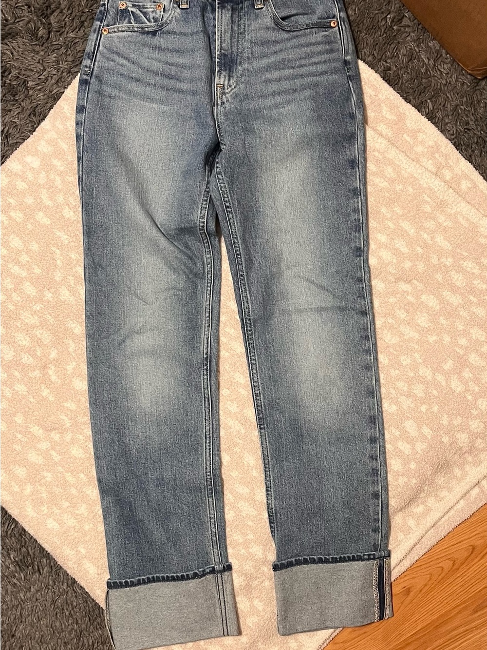 GAP Women's 90’s Straight High Rise Cuffed Jeans - Light/Medium Blue Wash 26/2 R